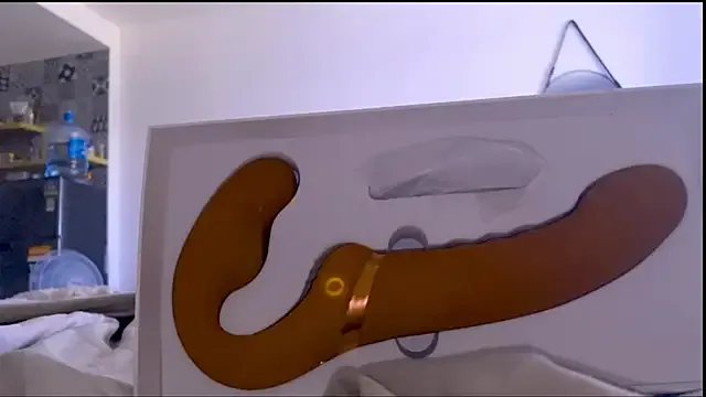 _madisonfoxxx2 – webcam model profile photo Image 7