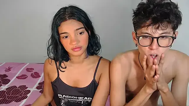 _Alicee_1 – webcam model profile photo Image 13