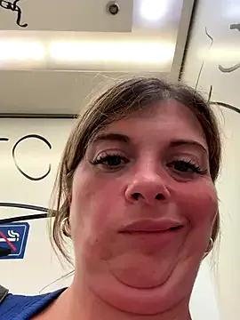 nathi_poyo – webcam model profile photo Image 4