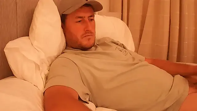 fulsome_change223 cam model Image 3