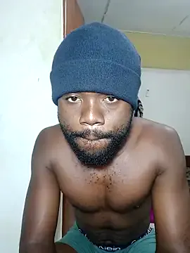  – webcam model profile photo Image 12