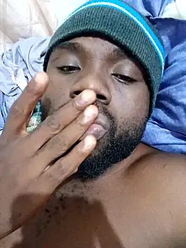  – webcam model profile photo Image 9