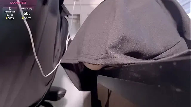 JerkDaddy72 – webcam model profile photo Image 7