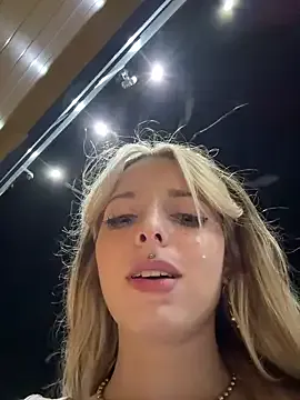 LoraaDoll Image 18