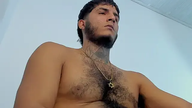  – webcam model profile photo Image 19