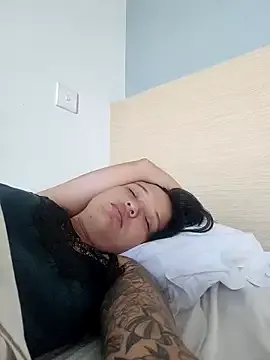 tuanzi125216 – webcam model profile photo Image 5