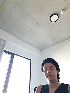 tuanzi125216 – webcam model profile photo Image 9