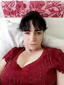 roouse – webcam model profile photo Image 4