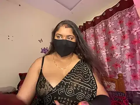  – webcam model profile photo Image 16