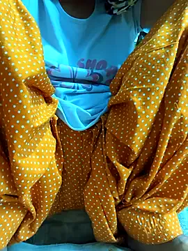 seraphine23 – webcam model profile photo Image 11