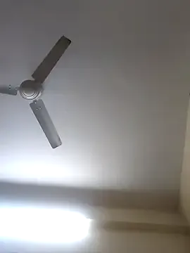 Kelly – webcam model profile photo Image 2