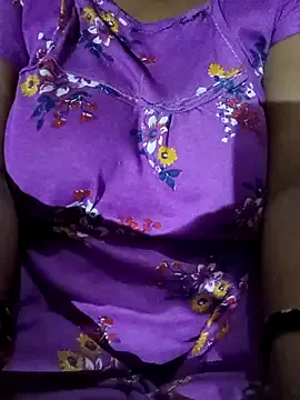 AlisonColemans – webcam model profile photo Image 3