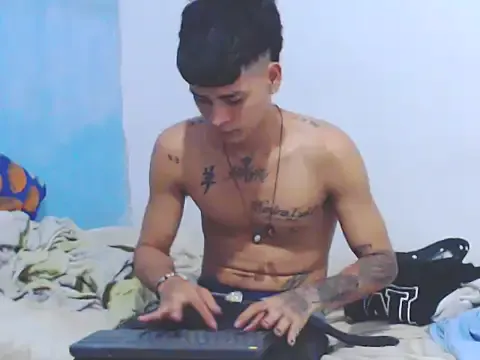 bigdinca – webcam model profile photo Image 4