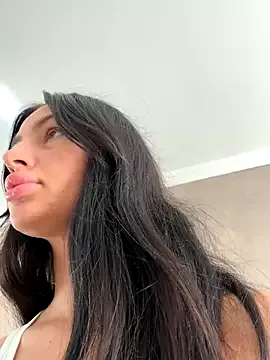 _Alice_1 – webcam model profile photo Image 19