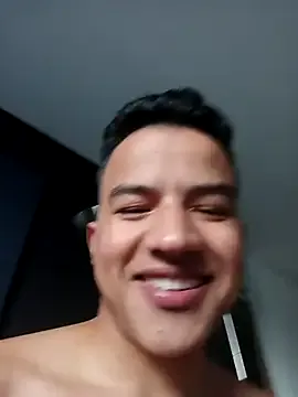 shouhei0123 – webcam model profile photo Image 7