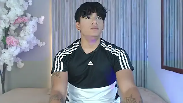 LuciferM_Star – webcam model profile photo