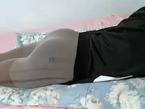 EmilyDumont – webcam model profile photo Image 6