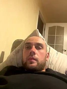 LT-333 – webcam model profile photo Image 2