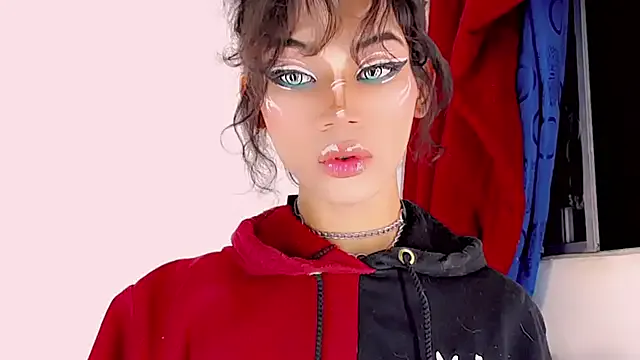 lucyangel_11 – webcam model profile photo