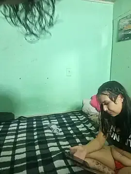 zui_lu – webcam model profile photo Image 18