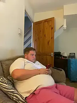 Yui-Ch – webcam model profile photo Image 13