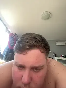 Yui-Ch – webcam model profile photo Image 3