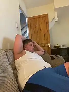 Yui-Ch – webcam model profile photo Image 8