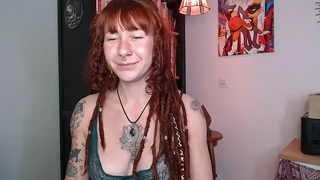 _Alice_1 – webcam model profile photo Image 5