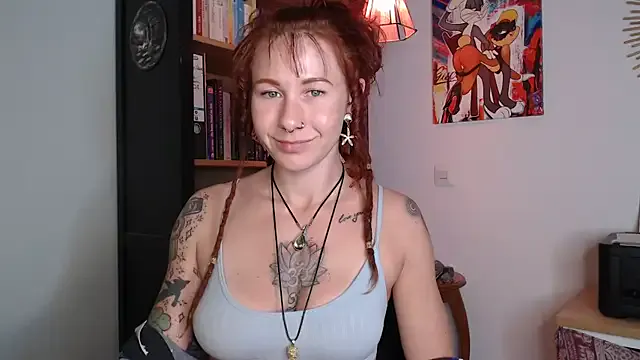 _Alice_1 – webcam model profile photo Image 8