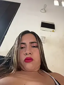 Simone_Miller – webcam model profile photo Image 14