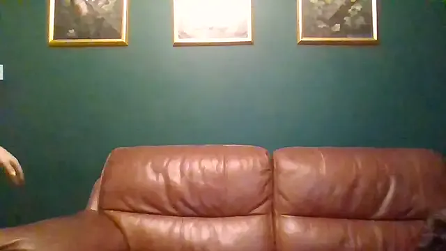 _Alicee_1 – webcam model profile photo Image 2