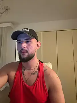 roouse – webcam model profile photo Image 2