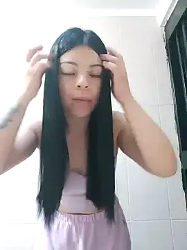 BellaJade – webcam model profile photo Image 7