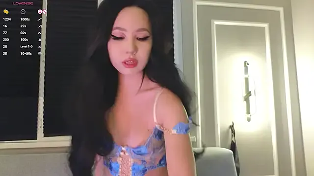 Humsafar-HDX-13 – webcam model profile photo Image 5