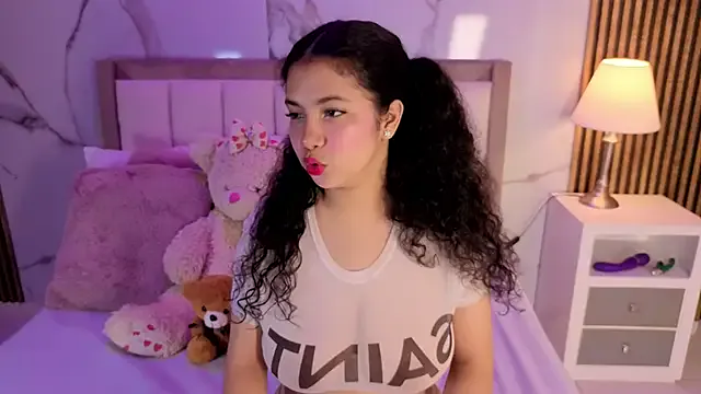 JuliCarter – webcam model profile photo Image 6