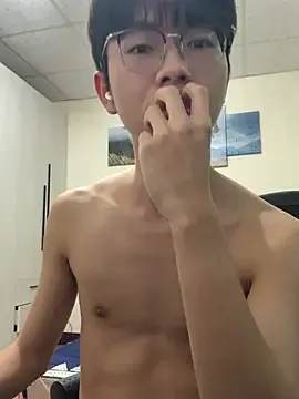 lure0205 – webcam model profile photo