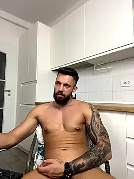 841_yayoi – webcam model profile photo Image 2