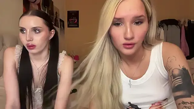  – webcam model profile photo Image 8