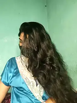 LOVE_MIREI_LOVE – webcam model profile photo Image 2