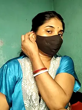 LOVE_MIREI_LOVE – webcam model profile photo Image 6