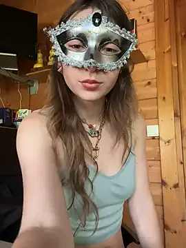  – webcam model profile photo Image 7