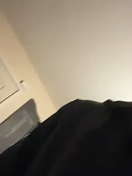 Miafisher_ – webcam model profile photo Image 2