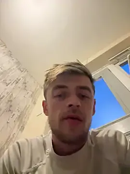 Miafisher_ – webcam model profile photo Image 3