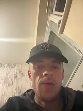 Miafisher_ – webcam model profile photo Image 5