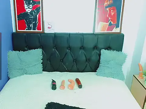 TransHotShow – webcam model profile photo Image 9