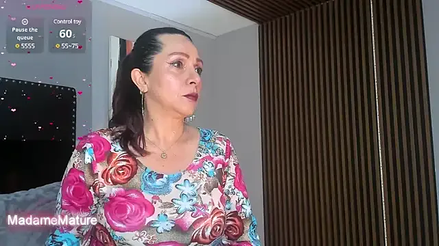 MADAMEMATURE2 Image 3