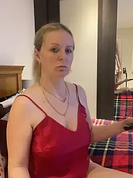 Cute-Simmi69 – webcam model profile photo Image 11