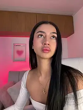 IssabellaKorz – webcam model profile photo Image 17