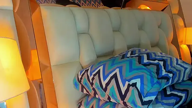 _Alicee_1 – webcam model profile photo Image 6