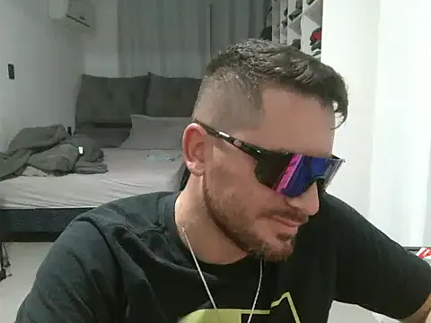 Humsafar-HDX-13 – webcam model profile photo Image 3